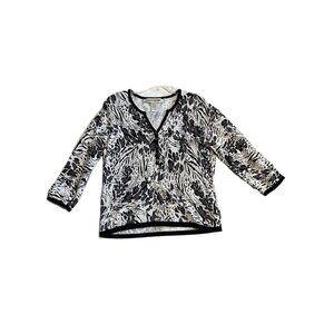 SIZE LARGE CATHY DANIELS 100% cotton animal print 3/4 sleeve shirt